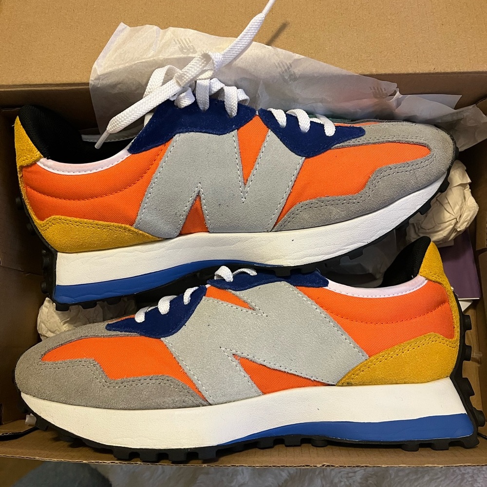 Womens New Balance Size 8